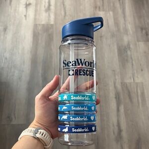 SeaWorld Rescue Water Bottle